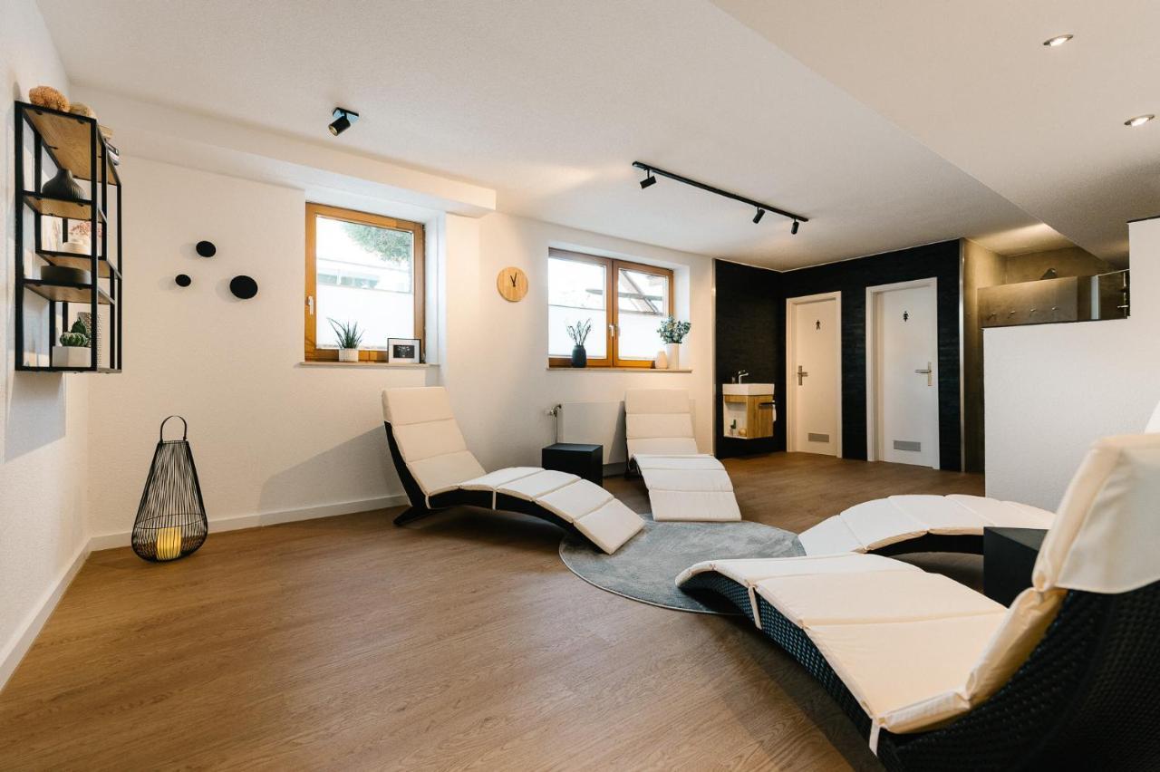 Moderne 2 Zi.-Fewo Blackforest Art Barrierefrei Naehe Freiburg Зимонсвальд Экстерьер фото